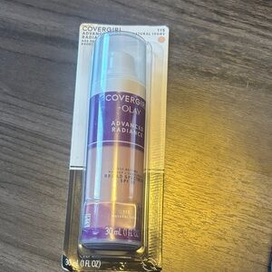 COVERGIRL + Olay Advanced Radiance Foundation - Natural Ivory